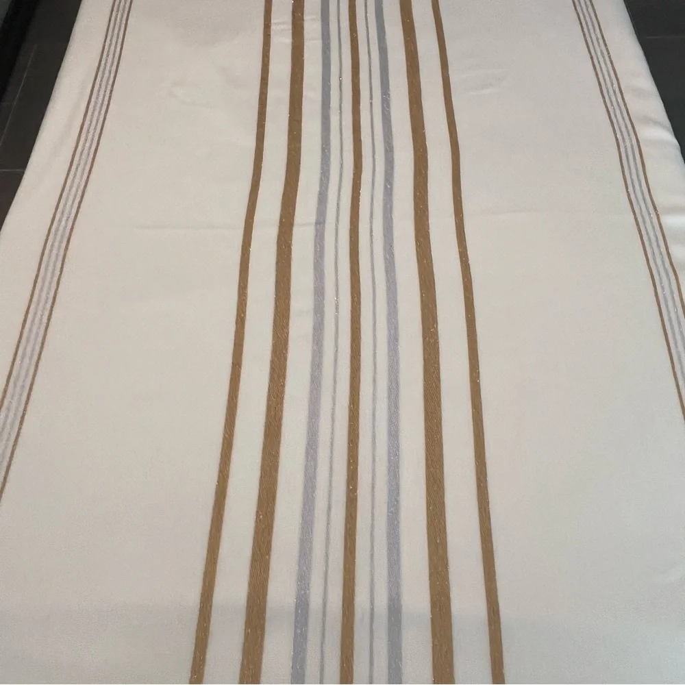 Vera Neumann Elegant Rectangle Cream Tablecloth 60x102 Gold & Silver Stripe NWOT